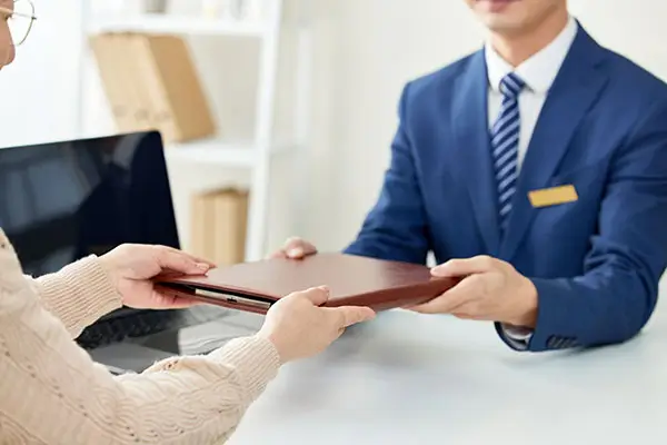 介绍公司的逻辑顺序